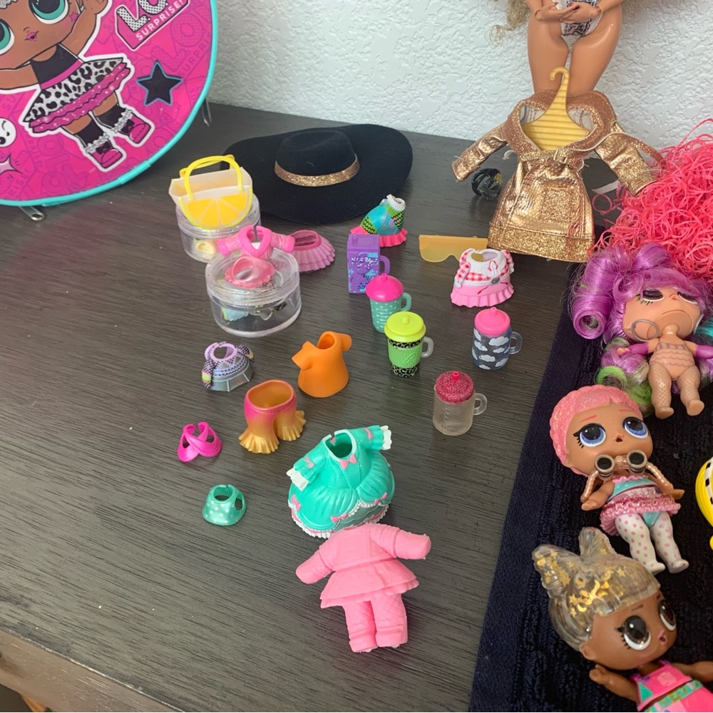LOL DOLLS - Picture 4 of 4